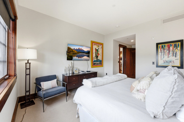 8880 EMPIRE CLUB DR #411 Park City, UT 84060