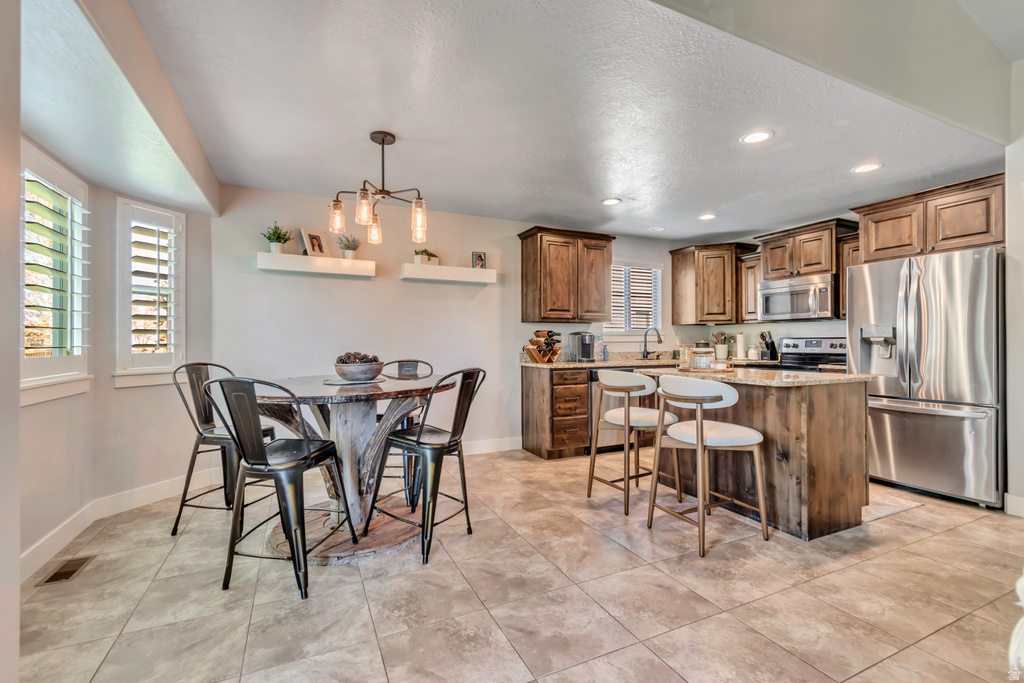 1071 N JAMIE-MATT CIR Layton, UT 84041