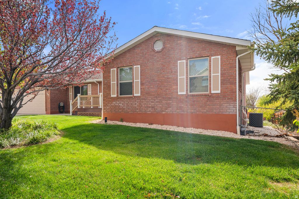 308 S 2050 W photo 5