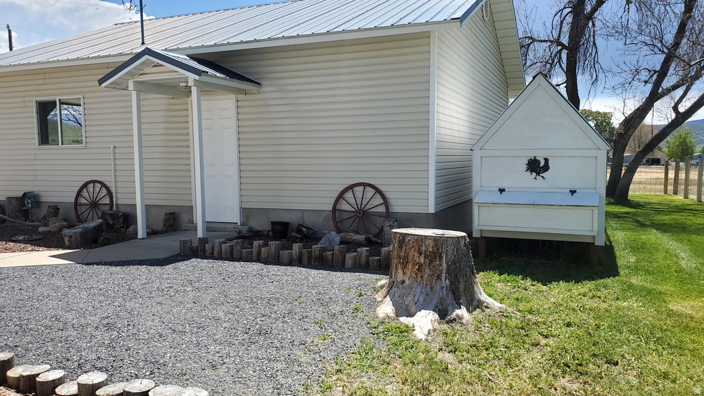 190 E 9200 S Paradise, UT 84328