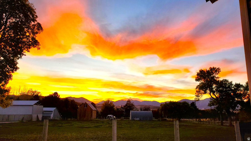 190 E 9200 S Paradise, UT 84328