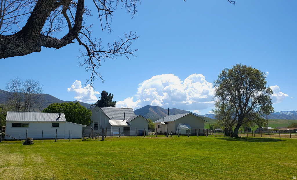 190 E 9200 S Paradise, UT 84328
