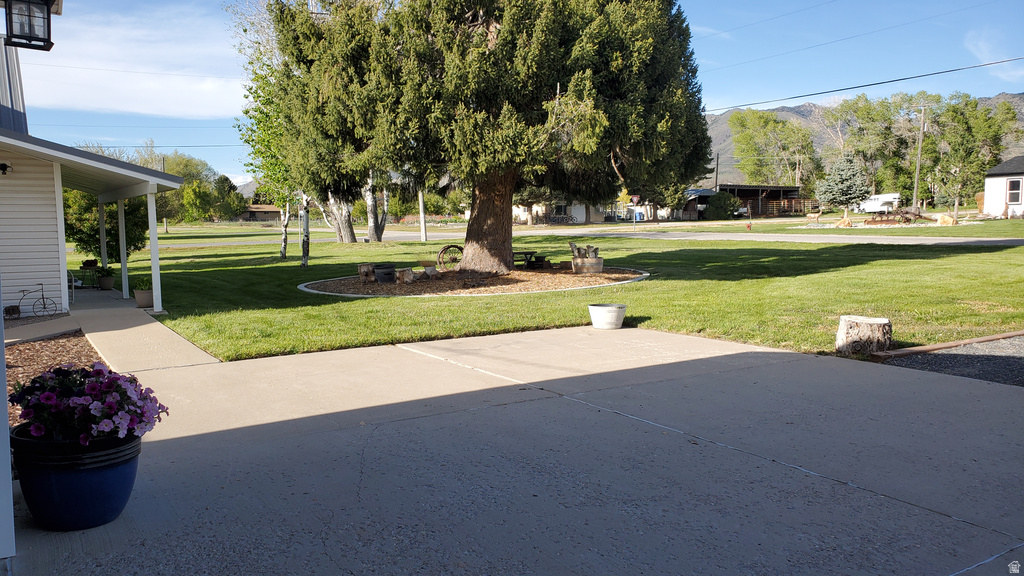 190 E 9200 S Paradise, UT 84328