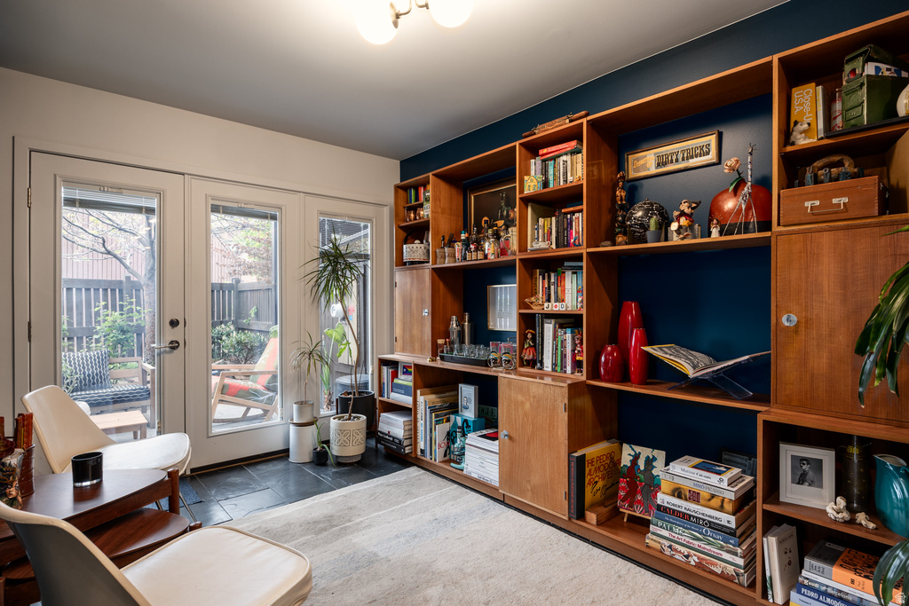 2052 E MICHIGAN AVE Salt Lake City, UT 84108