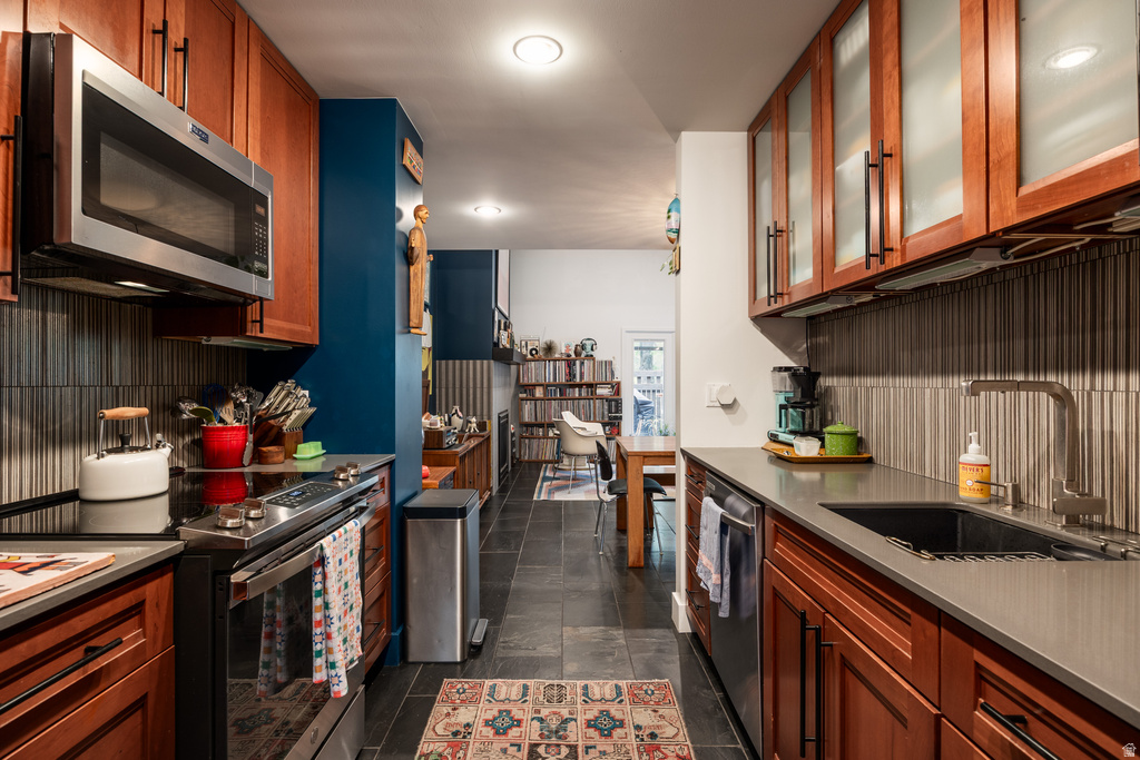 2052 E MICHIGAN AVE Salt Lake City, UT 84108