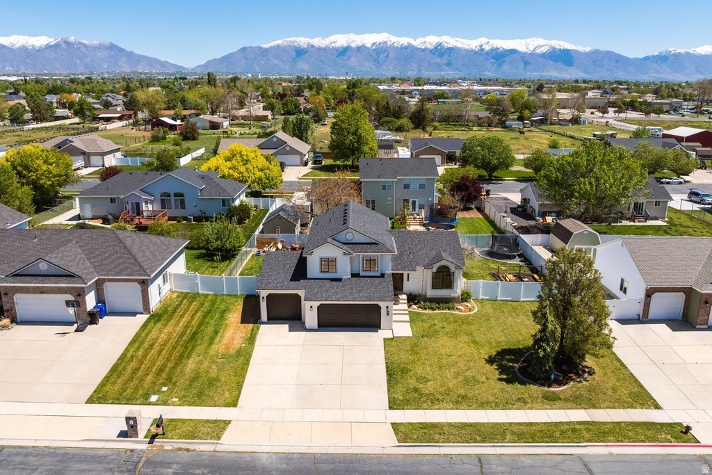 1547 S 2650 W Syracuse, UT 84075