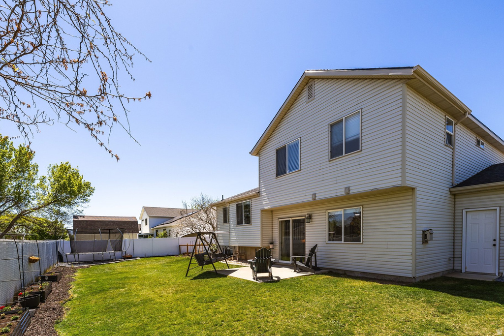 1547 S 2650 W Syracuse, UT 84075