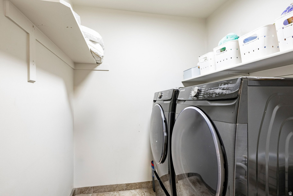 1547 S 2650 W Syracuse, UT 84075