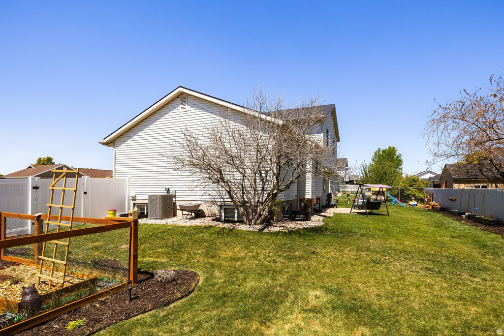 1547 S 2650 W Syracuse, UT 84075