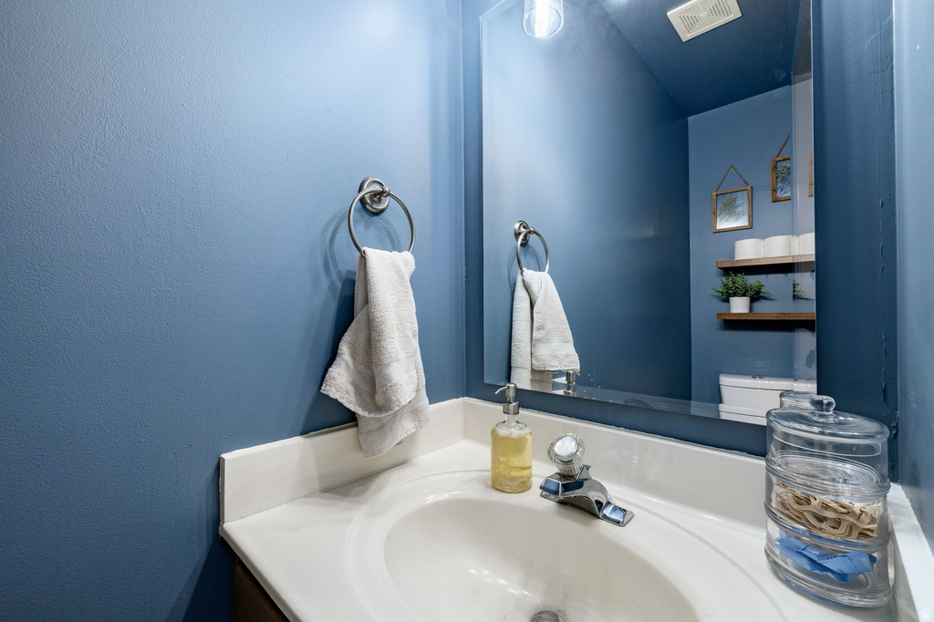 1547 S 2650 W Syracuse, UT 84075