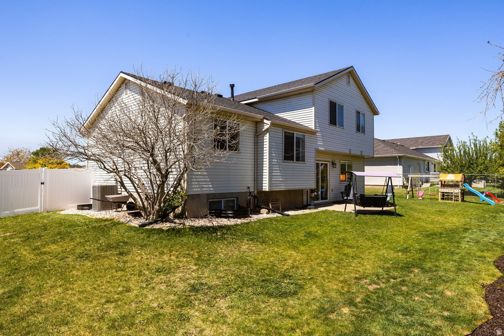 1547 S 2650 W Syracuse, UT 84075