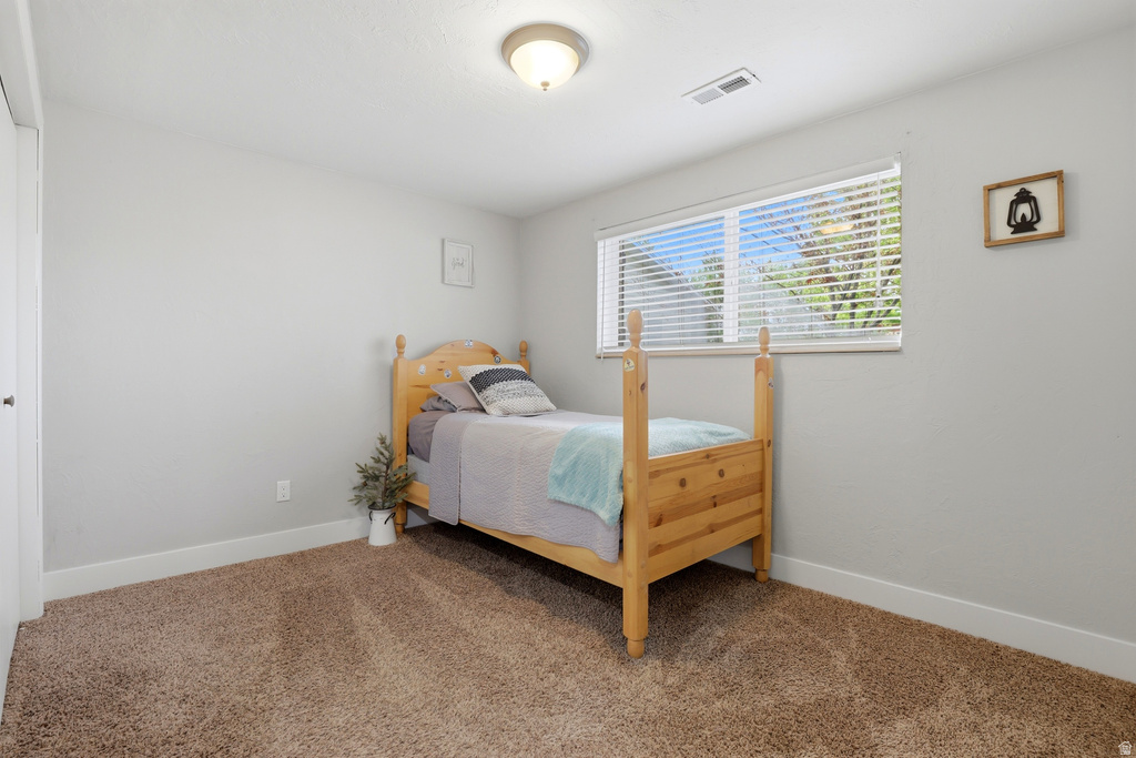 611 W 1635 N Clinton, UT 84015