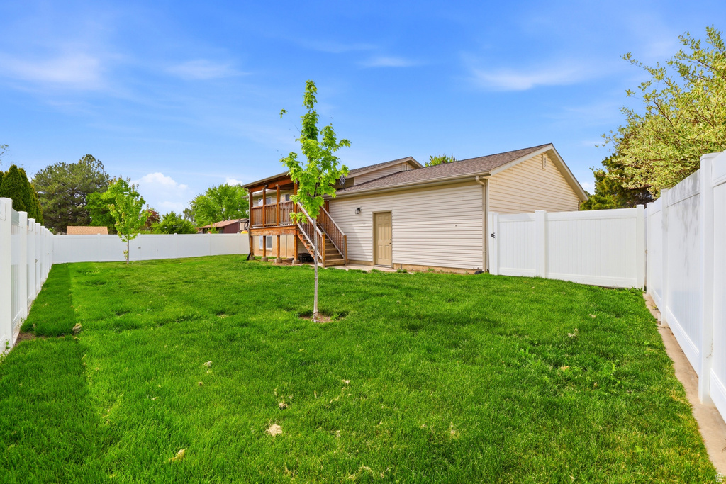 611 W 1635 N Clinton, UT 84015