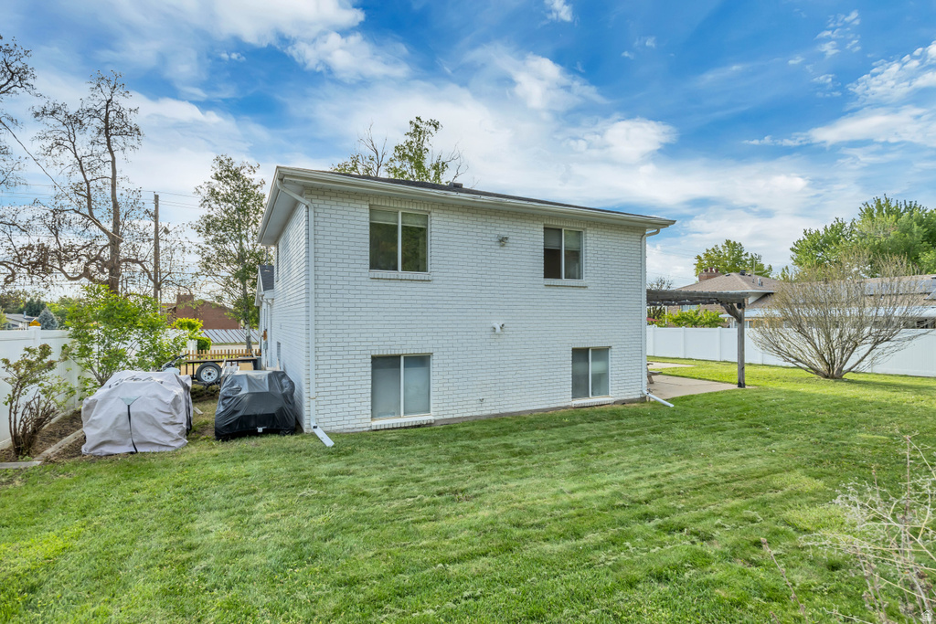 610 N MAIN ST Centerville, UT 84014