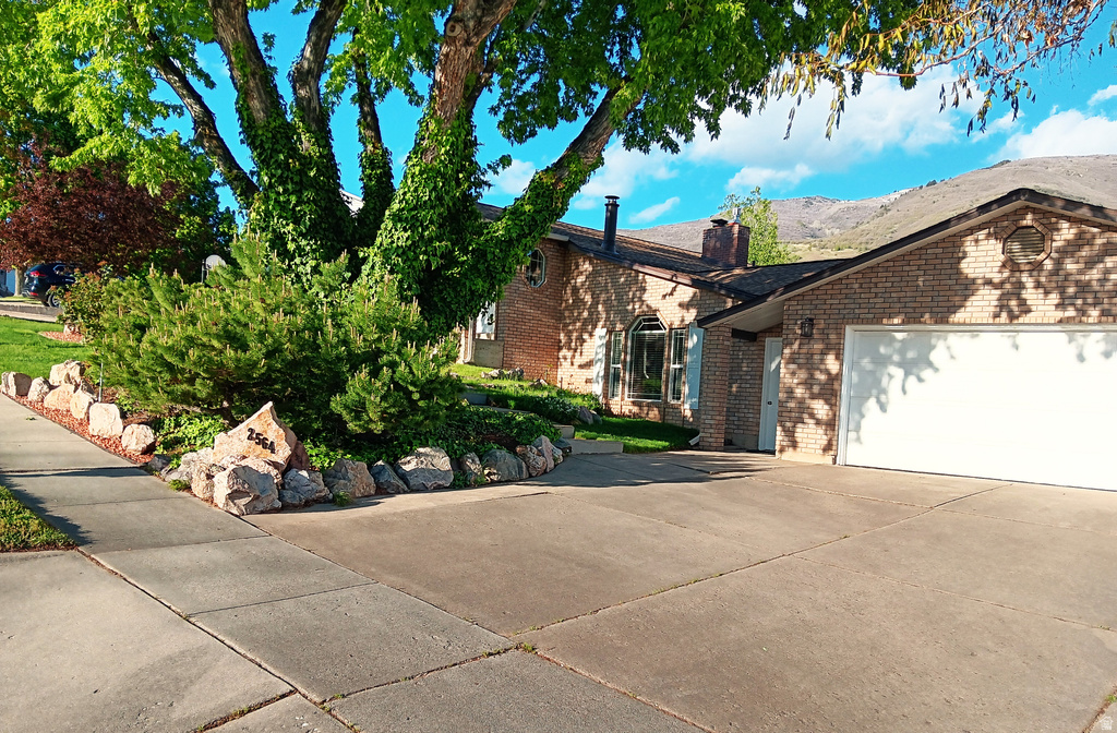 2564 N 2600 E Layton, UT 84040