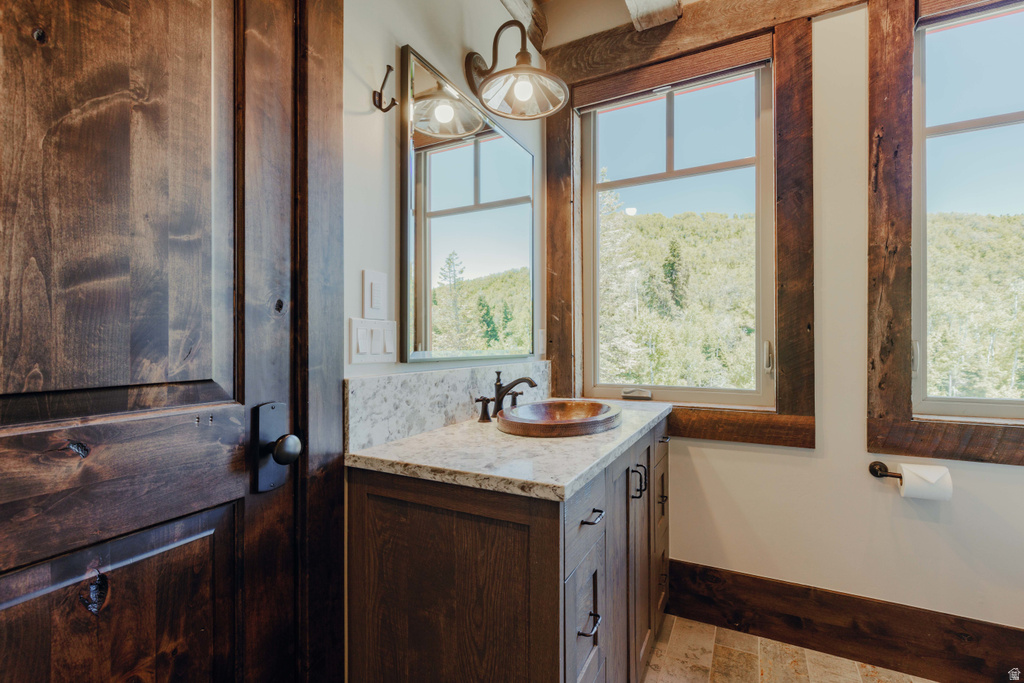 1667 W TOLLGATE CANYON RD Coalville, UT 84017