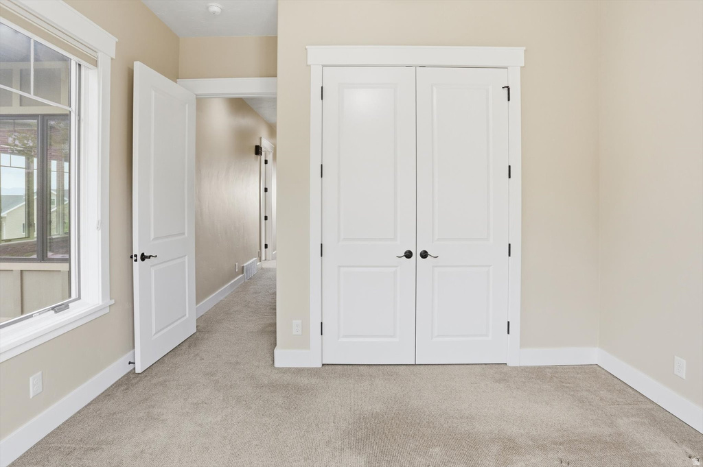 715 BLUFF ST Hyde Park, UT 84318