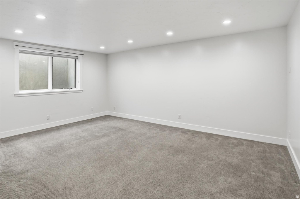 715 BLUFF ST Hyde Park, UT 84318