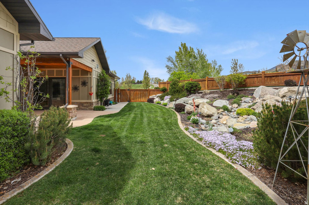 715 BLUFF ST Hyde Park, UT 84318