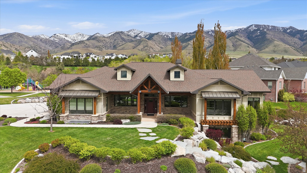 715 BLUFF ST Hyde Park, UT 84318