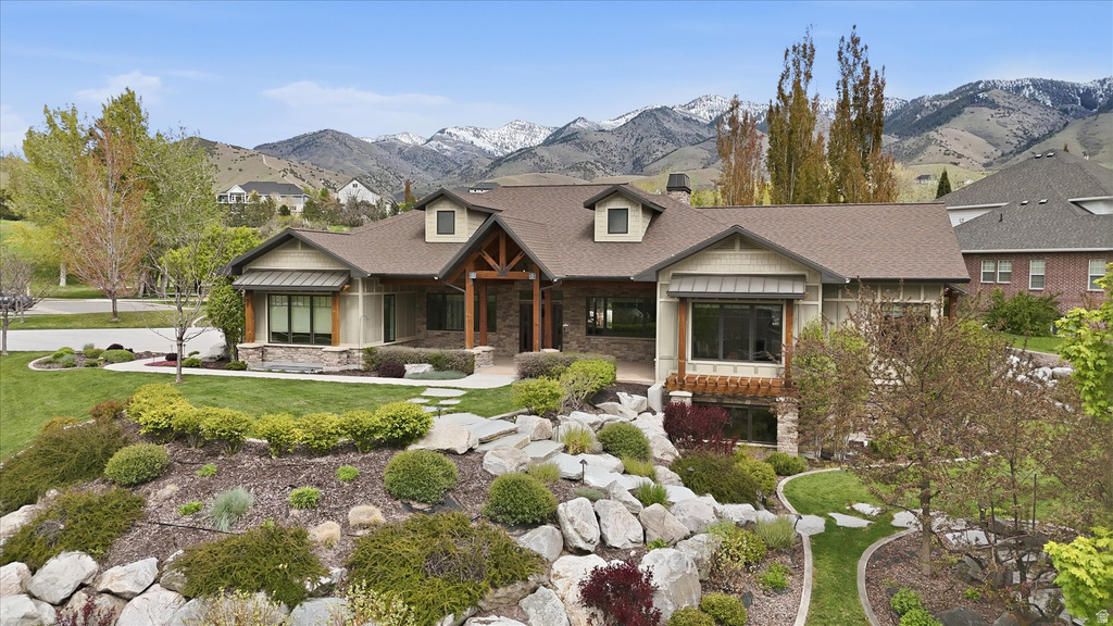 715 BLUFF ST Hyde Park, UT 84318