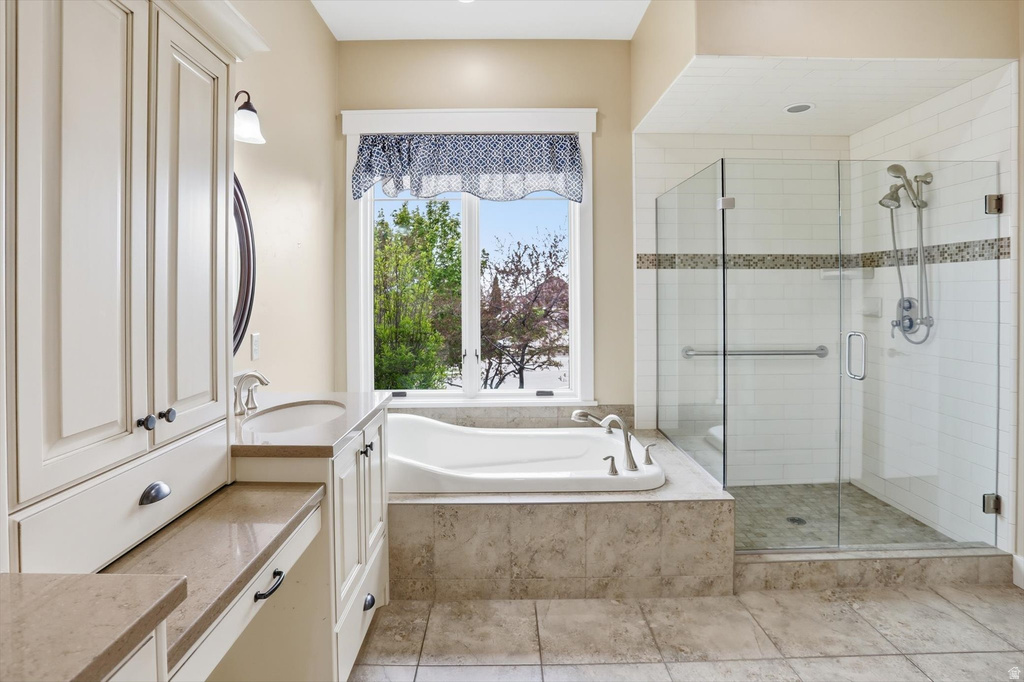 715 BLUFF ST Hyde Park, UT 84318