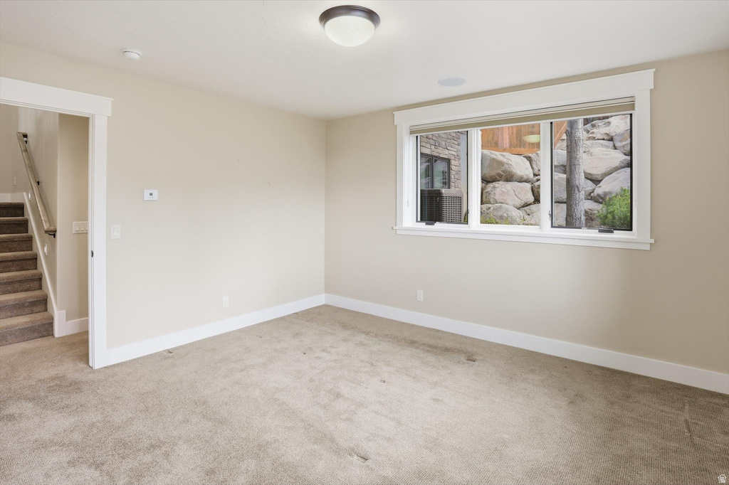 715 BLUFF ST Hyde Park, UT 84318