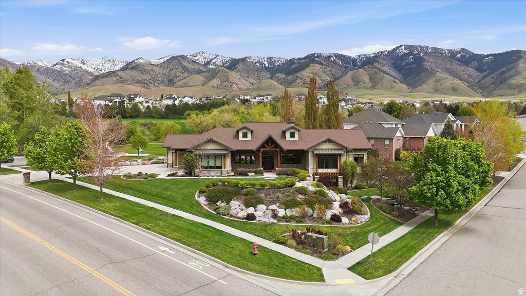715 BLUFF ST Hyde Park, UT 84318