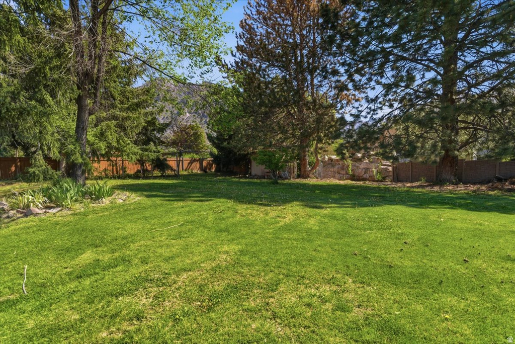 4250 N 350 W Pleasant View, UT 84414