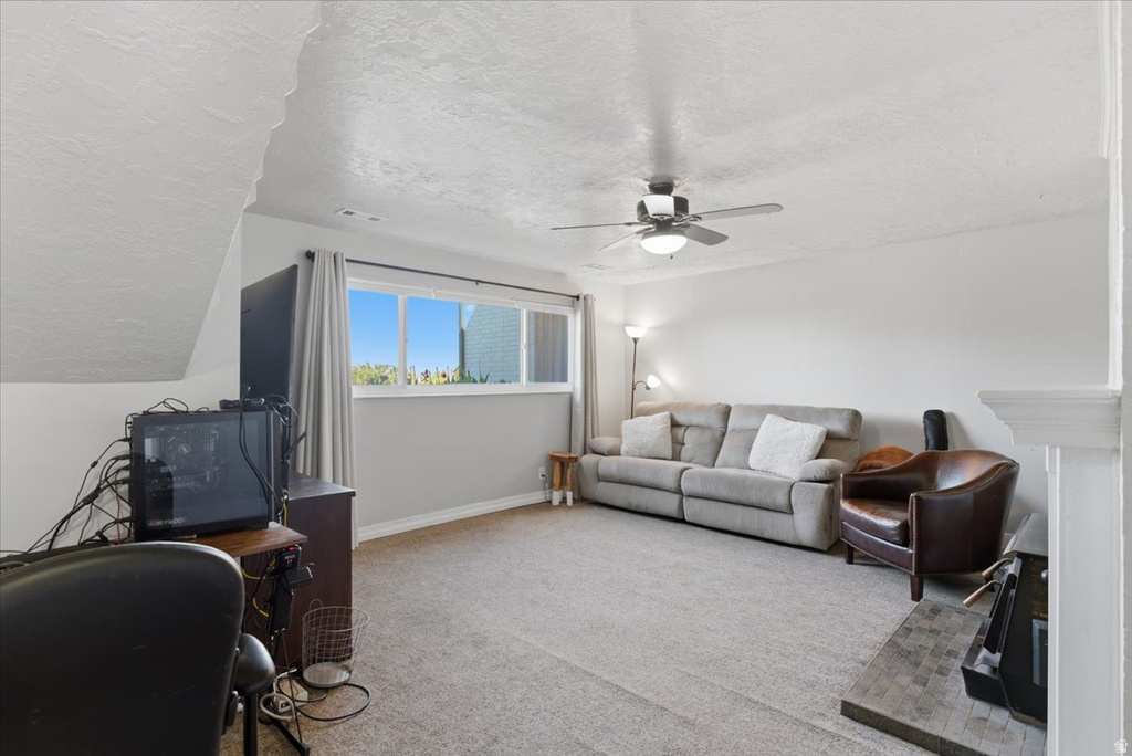 4250 N 350 W Pleasant View, UT 84414