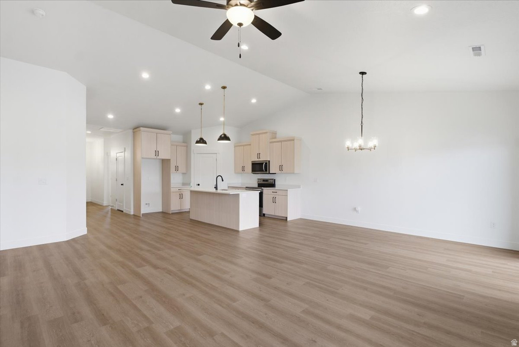 2674 S 2430 W photo 4