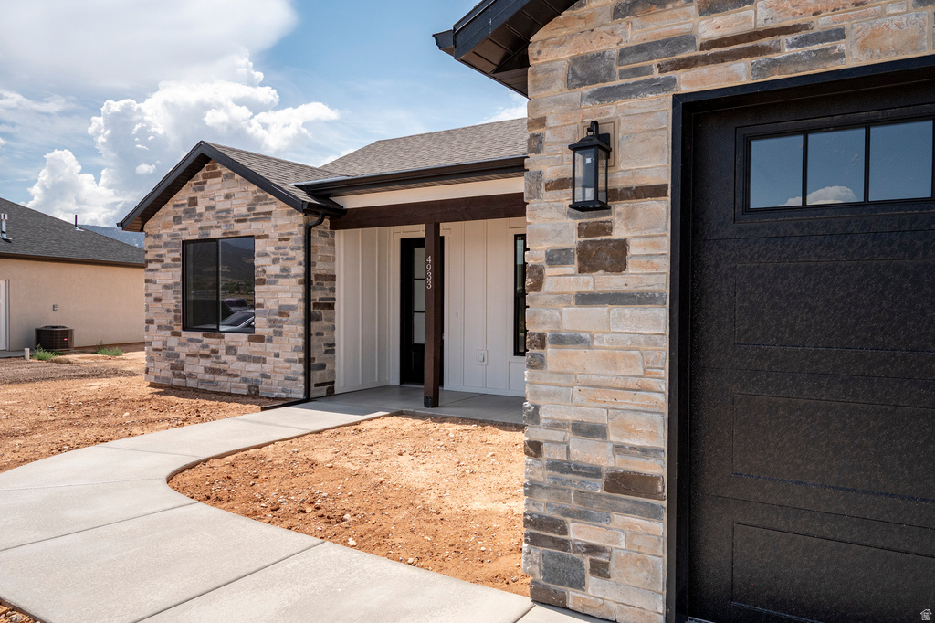 4933 N REMINGTON photo 3