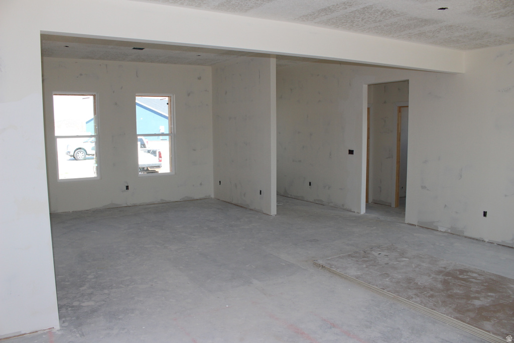 4933 N REMINGTON Enoch, UT 84721