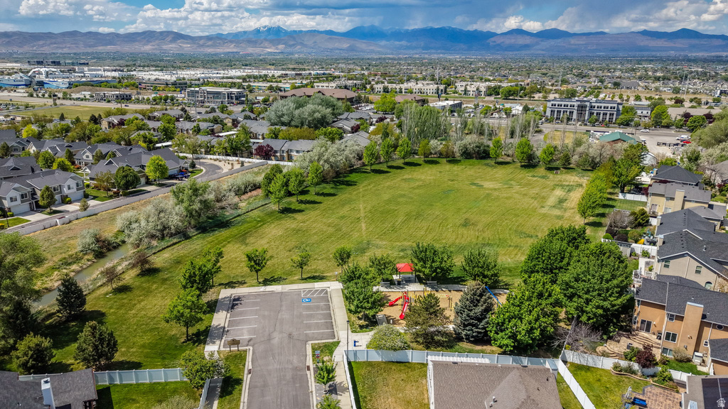 252 E CRANBERRY HILL DR Draper, UT 84020