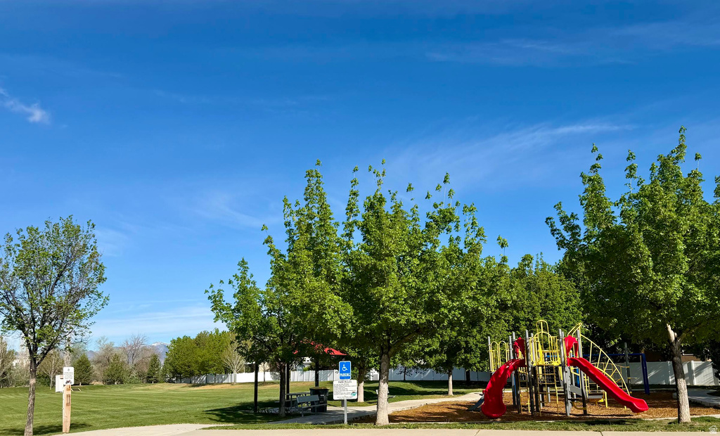 252 E CRANBERRY HILL DR Draper, UT 84020