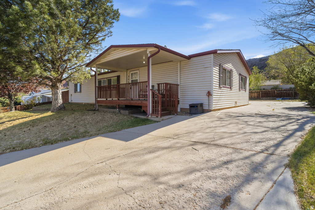 350 N HIGHLAND DR photo 2