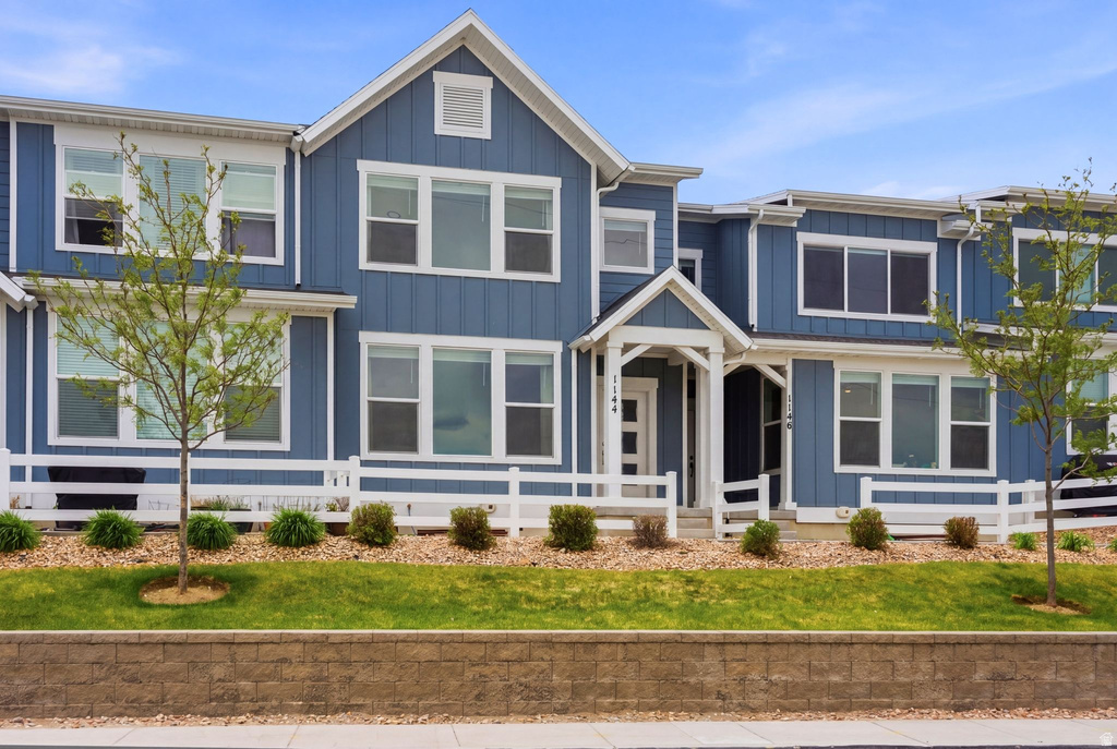 1144 W EARLY LIGHT WAY Bluffdale, UT 84065