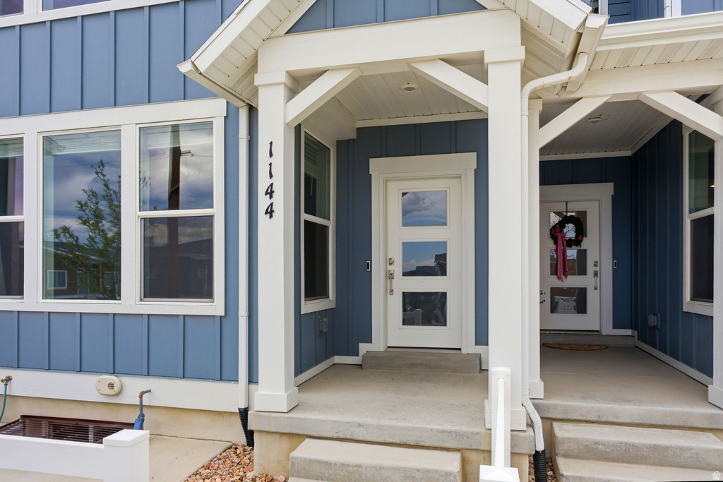 1144 W EARLY LIGHT WAY Bluffdale, UT 84065