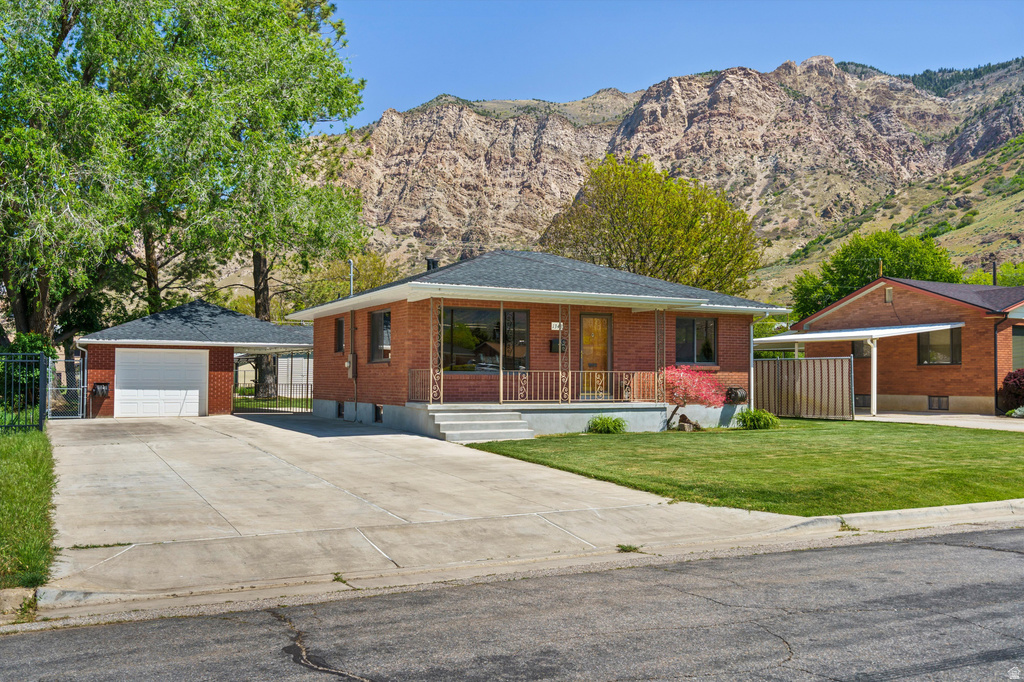 1348 E CROSS ST Ogden, UT 84404