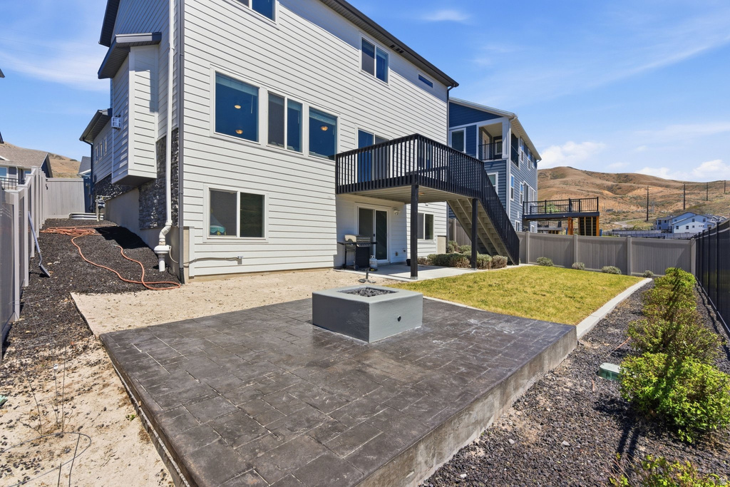 2137 W NORTHRIDGE DR Lehi, UT 84048