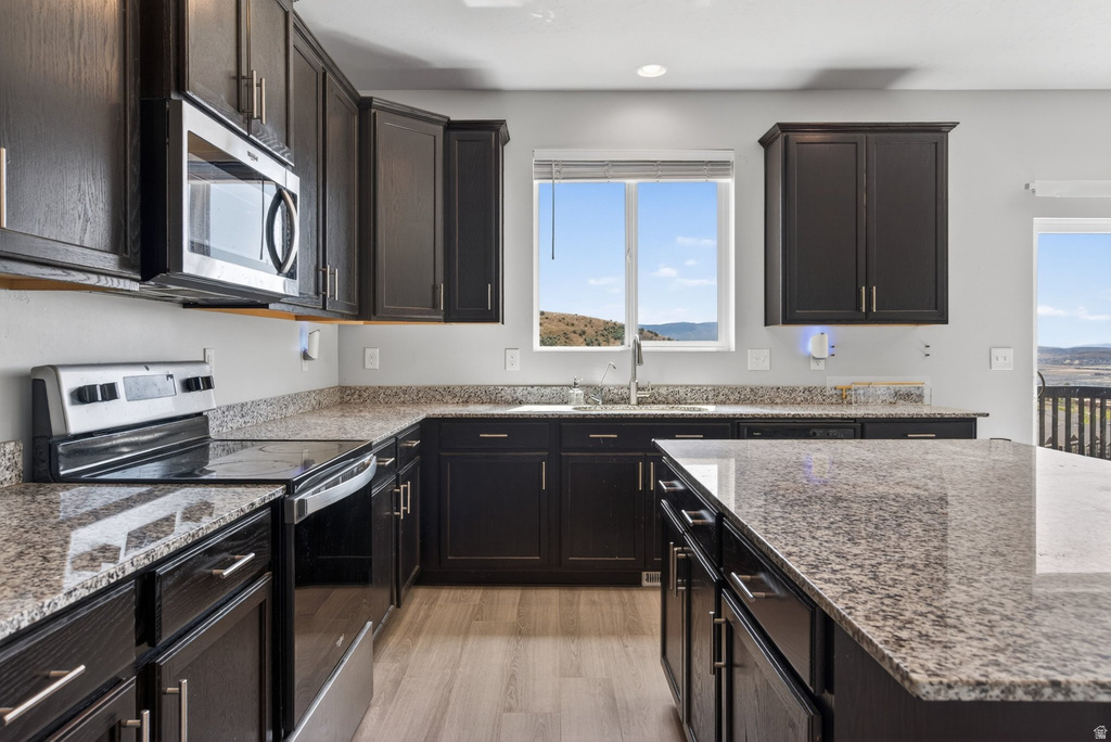 2137 W NORTHRIDGE DR Lehi, UT 84048