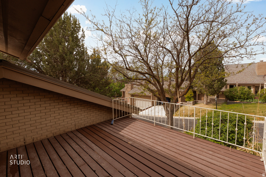 804 N JUNIPERPOINT DR Salt Lake City, UT 84103