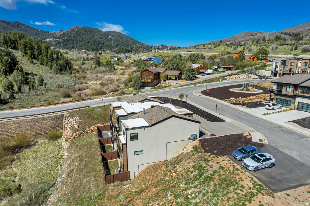 8210 N TOLL CREEK LN Park City, UT 84098