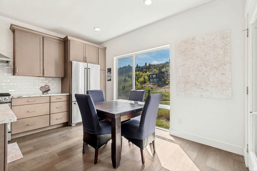 8210 N TOLL CREEK LN Park City, UT 84098