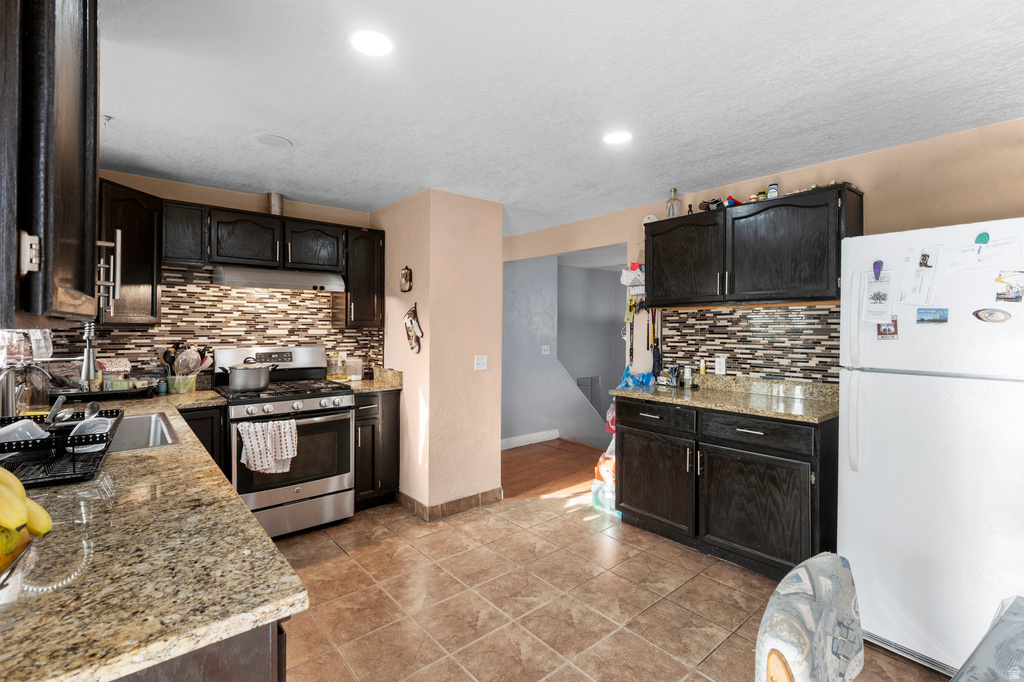 3452 S 7930 W Magna, UT 84044