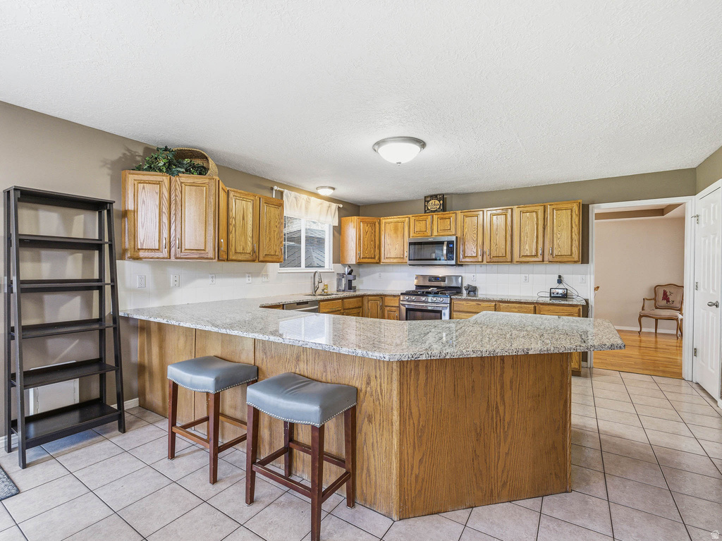 9876 S SPRUCE DALE DR South Jordan, UT 84095