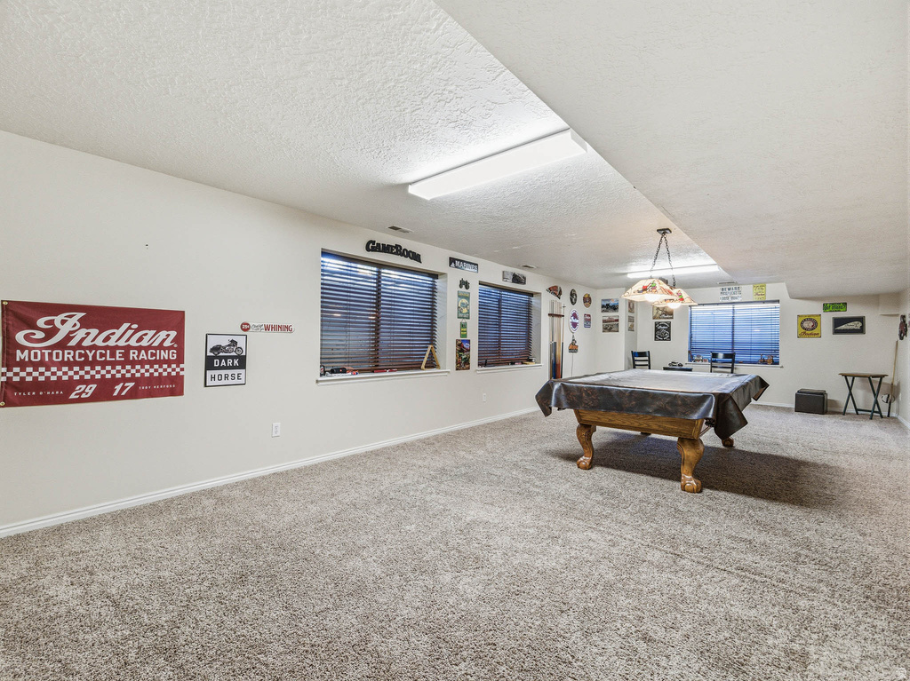 9876 S SPRUCE DALE DR South Jordan, UT 84095