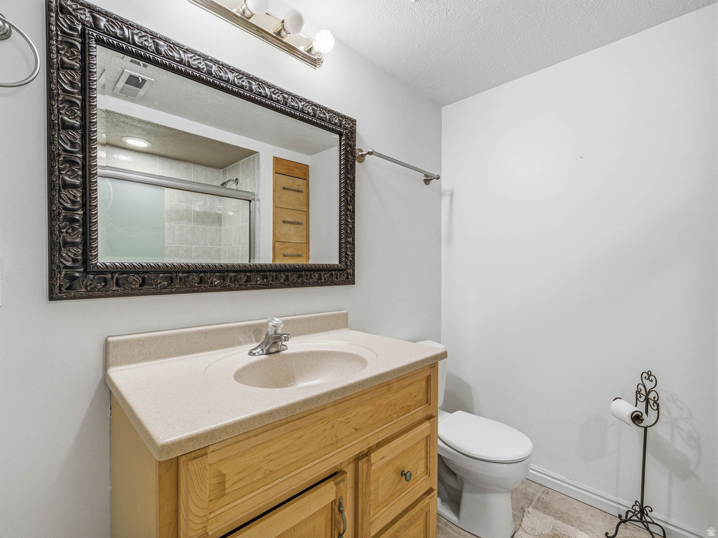 9876 S SPRUCE DALE DR South Jordan, UT 84095