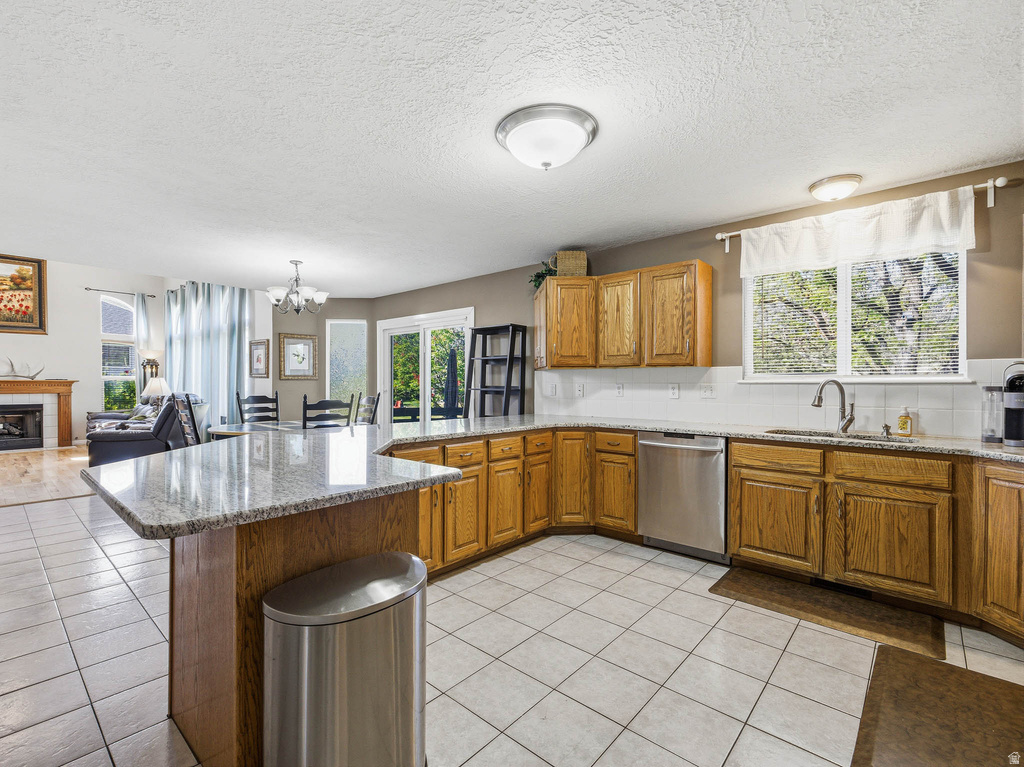 9876 S SPRUCE DALE DR South Jordan, UT 84095