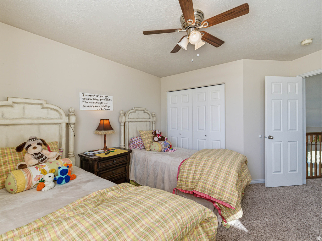 9876 S SPRUCE DALE DR South Jordan, UT 84095